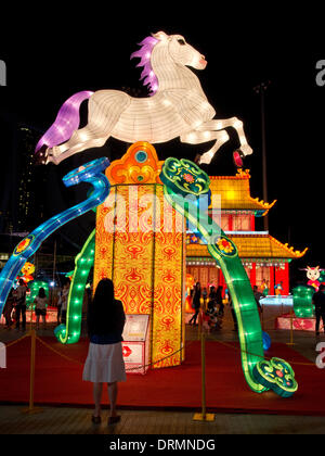 Singapore,29 gennaio 2014. Anno Nuovo Cinese Fiume Hongbao festival presso il Marina Bay piattaforma galleggiante Credito: Julio Etchart/Alamy Live News Foto Stock