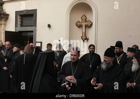 Assemblaggio della diocesi di Praga della ceca chiesa ortodossa si è riunito per la seconda volta per eleggere il nuovo Arcivescovo di Praga. Foto Stock