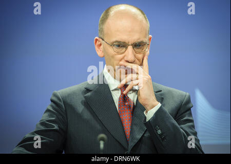 Bruxelles, Belgio. Il 29 gennaio 2014. Il primo ministro dell'Italia Enrico Letta durante una conferenza stampa dopo un incontro presso la Commissione UE heaquarters a Bruxelles, in Belgio, il 29.01.2014 il governo Itlaian si unisce alla Commissione UE per il seminario settimanale dell'istituzione. da Wiktor Dabkowski/dpa/Alamy Live News Foto Stock