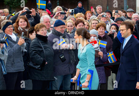 Duesseldorf, Germania. 29 gen 2014. Corona svedese Principessa Victoria e Prince Daniel presso il municipio di Duesseldorf, Germania, 29 gennaio 2014. Foto: RPE/ Albert Nieboer/dpa/Alamy Live News Foto Stock