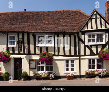 La vecchia casa controverso in Castello di Hedingham, Essex Inghilterra Foto Stock