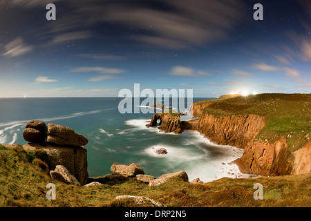 Land's End; al chiaro di luna; Cornovaglia; Regno Unito Foto Stock