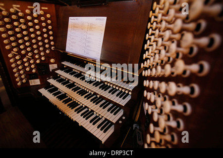 L'organo dentro la Cattedrale di St Paul e nel centro di Londra Gran Bretagna ,10 dicembre 2012. Foto Stock