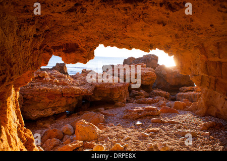 Denia Las Rotas da grotte e mare mediterraneo della Spagna Foto Stock