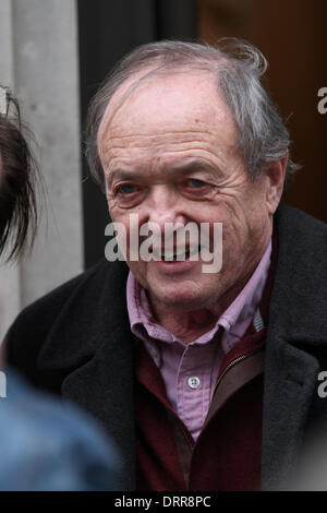 Londra, UK, 31 gennaio 2014. James Bolam visto alla BBC Broadcasting House. Credito: Simon Matthews/Alamy Live News Foto Stock