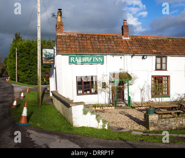 La ferrovia Inn a parete di prosciutto sui livelli di Somerset zone umide REGNO UNITO Foto Stock