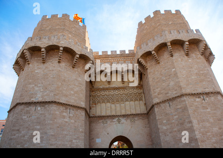 Valencia Torres de Serrano le torri era il fort d'ingresso della porta della città in Spagna Foto Stock