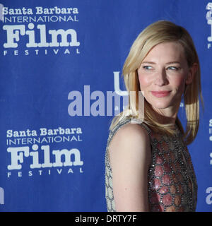 Il 1° febbraio 2014 la Santa Barbara International Film Festival presenta attrice Cate Blanchett con il outstanding performer of the Year Award per il suo ruolo in Woody Allen film più recente Gelsomino blu. Abito da Maison Martin Margiela Foto Stock