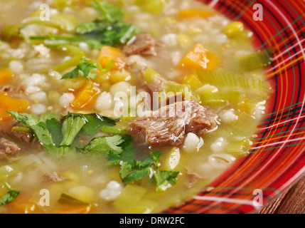 Scotch zuppa di brodo.agriturismo cucina.old fashioned thrifty zuppa di carne sul bon Foto Stock