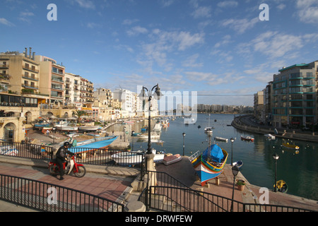 SPINOLA BAY ST JULIANS MALTA 07 Dicembre 2013 Foto Stock