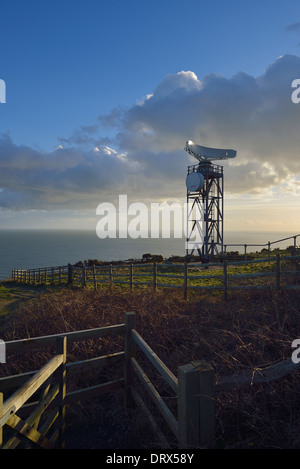 Torre del radar al Fairlight stazione di guardacoste, Firehills,Hastings Country Park, Sussex. Regno Unito Foto Stock