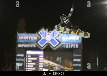 Aspen, Colorado, Stati Uniti d'America. 25 gennaio, 2014. Kelly Clark (USA) Snowboard : Inverno giochi di X donne SuperPipe Snowboard finale in Aspen, Colorado, Stati Uniti . © Hiroyuki Sato/AFLO/Alamy Live News Foto Stock