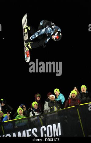 Aspen, Colorado, Stati Uniti d'America. 25 gennaio, 2014. Kelly Clark (USA) Snowboard : Inverno giochi di X donne SuperPipe Snowboard finale in Aspen, Colorado, Stati Uniti . © Hiroyuki Sato/AFLO/Alamy Live News Foto Stock