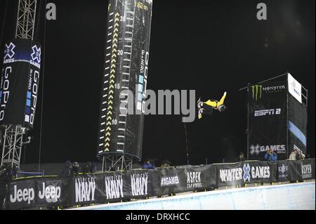 Aspen, Colorado, Stati Uniti d'America. 25 gennaio, 2014. Chloe Kim (USA) Snowboard : Inverno giochi di X donne SuperPipe Snowboard finale in Aspen, Colorado, Stati Uniti . © Hiroyuki Sato/AFLO/Alamy Live News Foto Stock