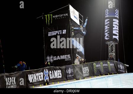 Aspen, Colorado, Stati Uniti d'America. 25 gennaio, 2014. Kelly Clark (USA) Snowboard : Inverno giochi di X donne SuperPipe Snowboard finale in Aspen, Colorado, Stati Uniti . © Hiroyuki Sato/AFLO/Alamy Live News Foto Stock