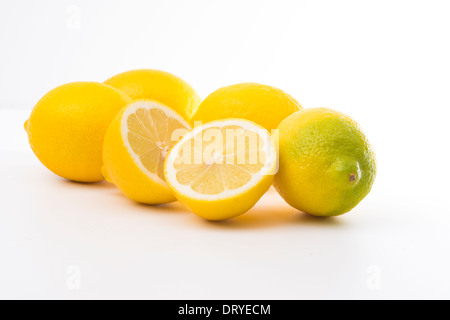 Limoni-cut-out Foto Stock