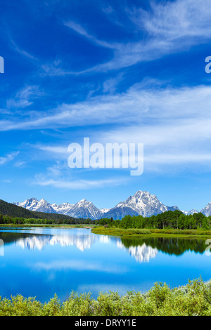 Tetons. Fiume Snake dal punto panoramico del fiume Snake, Grand Teton National Park, Jackson Hole Valley, Wyoming, USA Foto Stock