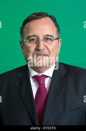 Berlino, Germania. 05 feb 2014. Ministro egiziano degli Affari Esteri, Nabil Fahmi, è fotografata a Berlino, Germania, 05 febbraio 2014. Foto: JOERG CARSTENSEN/dpa/Alamy Live News Foto Stock