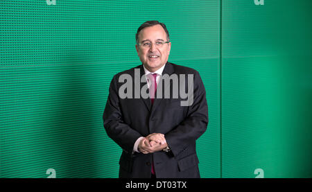 Berlino, Germania. 05 feb 2014. Ministro egiziano degli Affari Esteri, Nabil Fahmi, è fotografata a Berlino, Germania, 05 febbraio 2014. Foto: JOERG CARSTENSEN/dpa/Alamy Live News Foto Stock