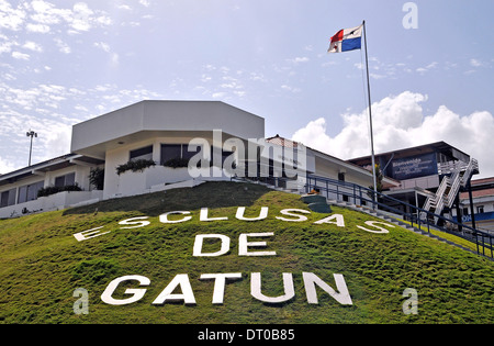 Le serrature Gatun del canale di Panama Panama Colon Foto Stock