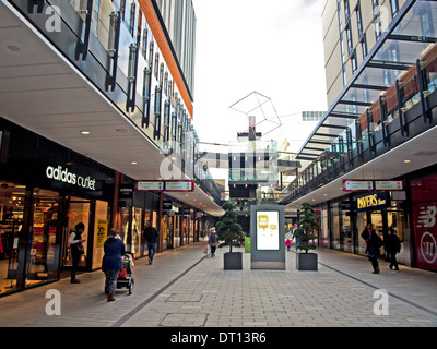 Il London Designer Outlet, Wembley, London Borough of Brent, London, England, Regno Unito Foto Stock