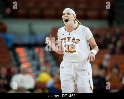 Austin, Texas, Stati Uniti d'America. 5 febbraio, 2014. Febbraio 05, 2014: Texas Longhorns Brandy Saunders #32 in azione durante il NCAA donna gioco di basket tra Texas Tech a Frank Erwin Center Austin TX. Credito: csm/Alamy Live News Foto Stock
