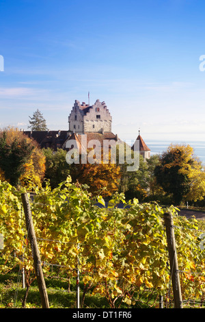 Vecchio Castello in autunno, Meersburg, Lago di Costanza (Bodensee), Baden Wurttemberg, Germania, Europa Foto Stock