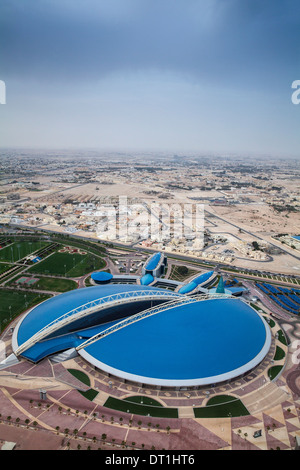 Vista di ambire al centro sportivo, Doha, Qatar, Medio Oriente Foto Stock