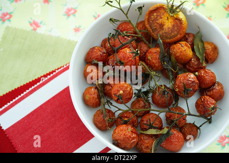 Pomodori con limone e aceto di lampone Foto Stock
