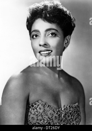 CARMEN McRAE (1920-1994) American jazz cantante e musicista circa 1950 Foto Stock