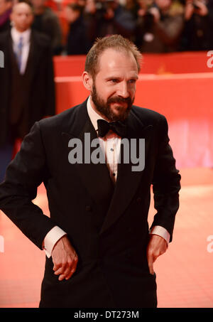 Berlino, Germania, 6 febbraio, 2014. Ralph Fiennes assiste il "Grand Hotel di Budapest ' Premiere presso la 64Berlinale annuale Festival Internazionale del Film alla Berlinale Palast nel febbraio 6th, 2014 a Berlino, Germania. Credito: Janne Tervonen/Alamy Live News Foto Stock