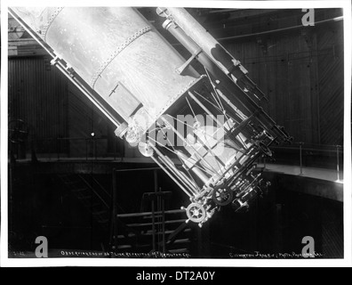 L'interno dell'Osservatorio Lick a Mount Hamilton, California, tra il 1904 e il 1909, mostra le sue prime attrezzature astronomiche. Foto Stock
