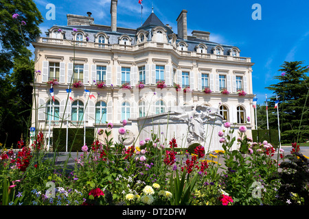 Hotel de Ville town hall in Avenue de Champagne, Epernay, Champagne-Ardenne, Francia Foto Stock