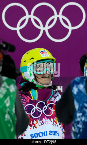 Krasnaya Polyana, Russia. 06 feb 2014. Ceca sciatore freestyle Nikola Sudova è visto durante la donna sci freestyle gobbe qualifica nella Krasnaya Polyana, Russia, il 6 febbraio 2014. (CTK foto/Vondrous romano) Credito: CTK/Alamy Live News Foto Stock