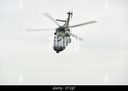 Finnish Air Force NH90 da NH INdustries visualizza a RAF Fairford durante il 2013 Royal International Air Tattoo. Foto Stock