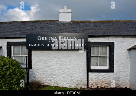 Il vecchio fabbro del negozio in Gretna Green, Scozia Foto Stock