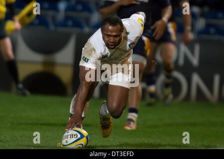 Worcester, Regno Unito. 07 feb 2014. Vereniki GONEVA (Leicester Tigers) punteggi durante la Aviva Premiership partita di rugby tra Worcester Warriors e Leicester Tigers al Sixways Stadium di Worcester Credit: Azione Plus sport/Alamy Live News Foto Stock