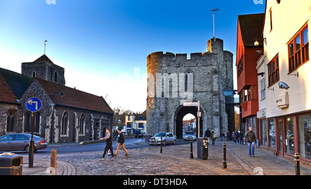 Westgate è una guardiola medievale in Canterbury Kent England Foto Stock