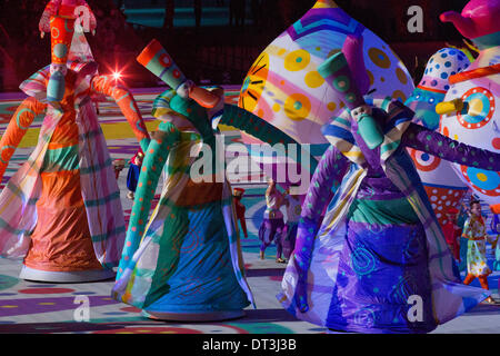 Sochi, Krai Krasnodar, Russia. 07 feb 2014. Cerimonie di apertura per la XXII Giochi Olimpici Invernali Sochi 2014. FISHT Stadium, Adler/Sochi, Russia Credit: Azione Plus immagini di sport/Alamy Live News Foto Stock