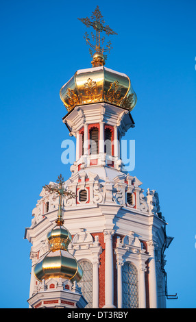 Chiesa della Resurrezione nel cimitero di Smolensk, San Pietroburgo, Russia Foto Stock