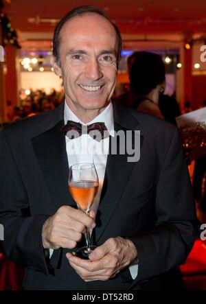 Wiesbaden, Germania. 08 feb 2014. Ginnasta Eberhard Gienger assiste la quarantaquattresima "Ball des Sports (Sport palla) in Wiesbaden, Germania, 08 febbraio 2014. Questo anno il motto è "prung nach Sotschi' (Vai a Sochi). Foto: Boris Roessler/dpa/Alamy Live News Foto Stock