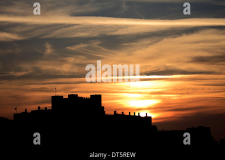 Paesaggio di primavera il castello di Dover; Dover; Kent; Inghilterra Foto Stock