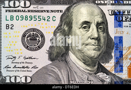 Ritratto di Benjamin Franklin da cento dollari bill nuova edizione macro Foto Stock