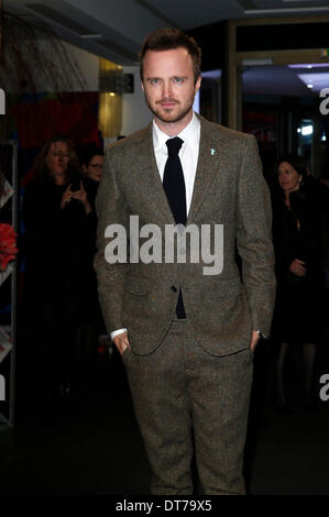 Berlino, Germania. 10 Febbraio, 2014. Aaron Paul frequentando il 'una lunga strada all' premiere al 64esimo Festival Internazionale del Cinema di Berlino / Berlinale 2014 il 10 febbraio 2014 a Berlino, Germania. Credito: dpa/Alamy Live News Foto Stock