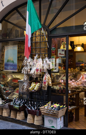 Delicatessen Shopfront a Lucca, Toscana, Italia. Foto Stock