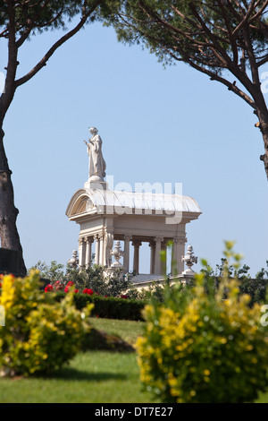 Antica pavilion nei giardini vaticani Foto Stock