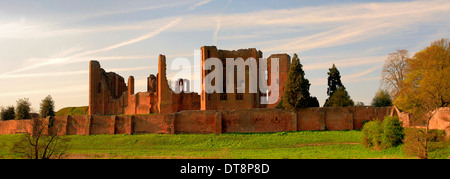 Il paesaggio del mastio del Castello di Kenilworth Kenilworth town Warwickshire County Inghilterra Gran Bretagna REGNO UNITO Foto Stock