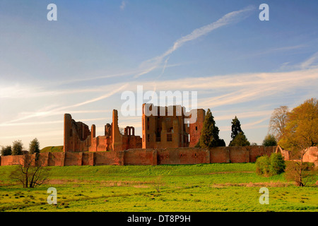 Il paesaggio del mastio del Castello di Kenilworth Kenilworth town Warwickshire County Inghilterra Gran Bretagna REGNO UNITO Foto Stock