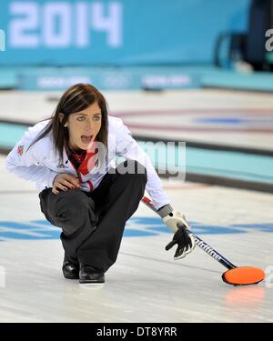 Sochi, Russia. Il 12 febbraio 2014. Eve Muirhead (GBR saltare). Womens curling - Ice Cube Curling Center - Olympic Park - Sochi - Russia - 12/02/2014 Credit: Sport In immagini/Alamy Live News Foto Stock