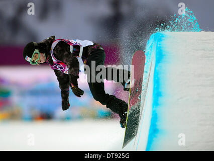 Krasnaya Polyana, Russia. 12 feb 2014. La Repubblica ceca è Sarka Pancochova, snowboard, U - rampa, semifinale al 2014 Olimpiadi invernali, Mercoledì, 12 febbraio 2014, nella Krasnaya Polyana, Russia. (CTK foto/Vondrous romano) Credito: CTK/Alamy Live News Foto Stock